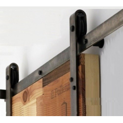 Guia magazzino curvo negro kit art. 750 x 3 mts.